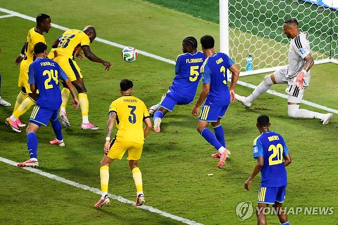 룸의 선방 중 한 장면. [AP=연합뉴스]