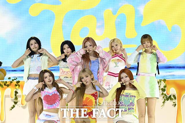 하츠투하츠의 두 번째 미니앨범 'Lemon Tang'에는 동명 타이틀곡 'Lemon Tang'을 포학해 6곡이 수록됐다./송호영 기자