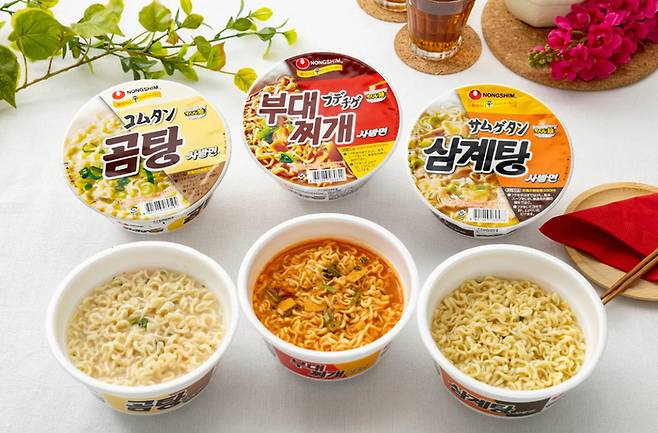 농심재팬이 일본 전국 세븐일레븐 매장에서 출시한 ‘부대찌개 사발면’, ‘곰탕 사발면’, ‘삼계탕 사발면’  [세븐일레븐 재팬]