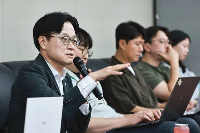 백브리핑하는 김정관 산업통상부 장관 [산업통상부 제공. 재판매 및 DB 금지]