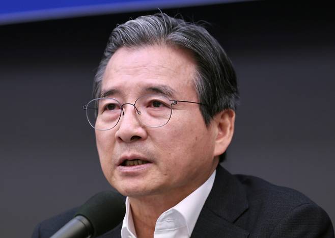 김용범 청와대 정책실장이 24일 서울 중구 한국프레스센터에서 열린 관훈클럽 초청 토론회에서 모두발언을 하고 있다. / 사진=뉴스1