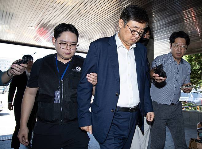 구속되는 박순관 아리셀 대표. 연합뉴스