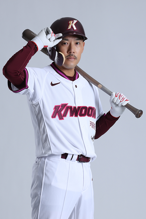 이용규. 키움 홈페이지