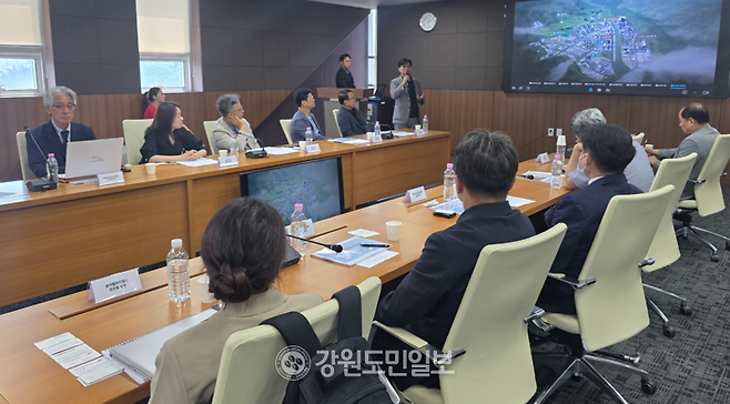 ▲ 제4차 바이오테크 혁신포럼이 26일 강원대 미래도서관에서 열려 바이오테크이노밸 김용찬 대표가 인사말을 하고 있다 . 오세현 기자