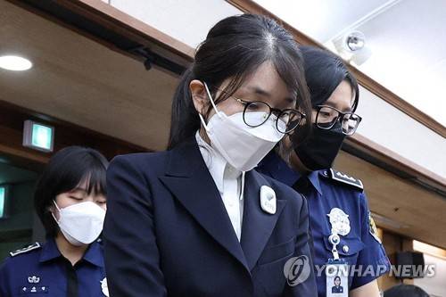 법정 출석한 김건희 [연합뉴스 자료사진]
