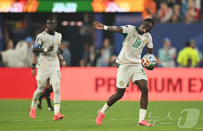 세네갈이 이라크를 5-0으로 크게 이기면서 한국의 순위가 밀렸다.  ⓒ AFP=뉴스1
