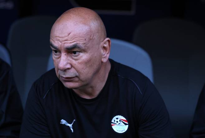SEATTLE, WASHINGTON - JUNE 26: Hossam Hassan, Head Coach of Egypt, looks on before the FIFA World Cup 2026 Group G match between Egypt and IR Iran at Seattle Stadium on June 26, 2026 in Seattle, Washington.   Richard Heathcote/Getty Images/AFP (Photo by Richard HEATHCOTE / GETTY IMAGES NORTH AMERICA / Getty Images via AFP)

<저작권자(c) 연합뉴스, 무단 전재-재배포, AI 학습 및 활용 금지>