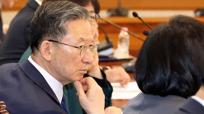 정성호 법무부 장관이 27일 김건희 여사 1심 판결과 관련해 검찰을 비판하는 글을 자신의 페이스북에 올렸다. (본인 페이스북)