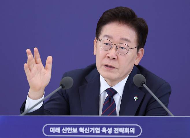 ▲ 일본에서도 이재명 대통령 메시지는 적지 않은 관심을 불러모았다. 국가 원수가 자국 축구대표팀과 축구협회를 향해 공개 입장을 밝힌 점이 이목을 집중시킨 양상이다. ⓒ 연합뉴스