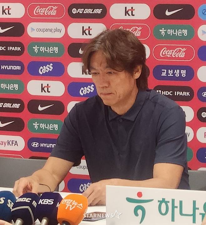 사퇴 입장문 발표 당시 홍명보 전 대한민국 축구 국가대표팀 감독. /사진=박건도 기자