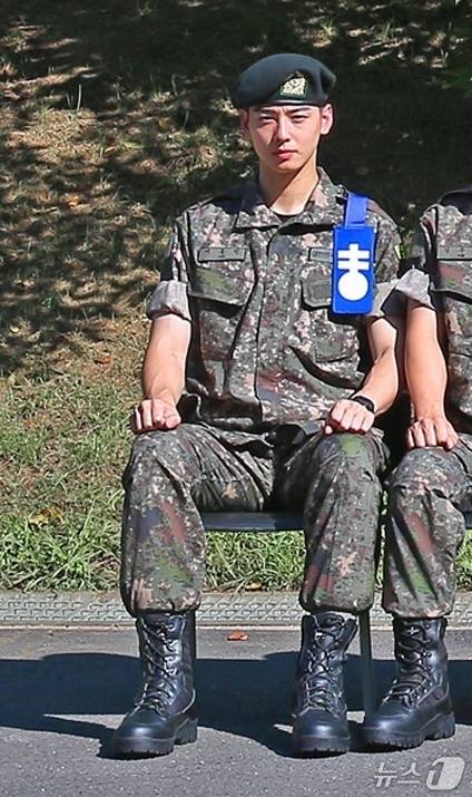 지난해 훈련병 시절의 차은우 / 사진 출처=육군훈련소 홈페이지