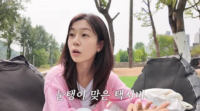 백진희가 대학 시절 만취로 기억을 잃었던 경험을 털어놨다. 유튜브 채널 ‘지니이즈백’ 캡처