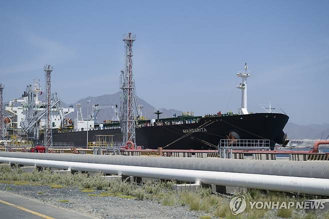 아랍에미리트 푸자이라항 [EPA=연합뉴스. 재판매 및 DB 금지]