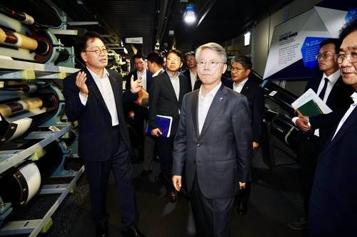한전 찾은 민형배 전남광주특별시장 [전남광주특별시제공.재판매 및 DB금지]