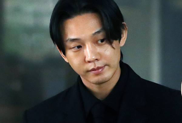 배우 유아인이 장재현 영화 감독의 신작 '뱀피르'에 출연한다는 주장이 제기됐다. 사진은 배우 유아인 모습. /사진=스타뉴스