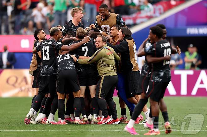 캐나다는 2026 FIFA 북중미 월드컵에서 각종 역사를 새로 쓰고 있다. ⓒ AFP=뉴스1