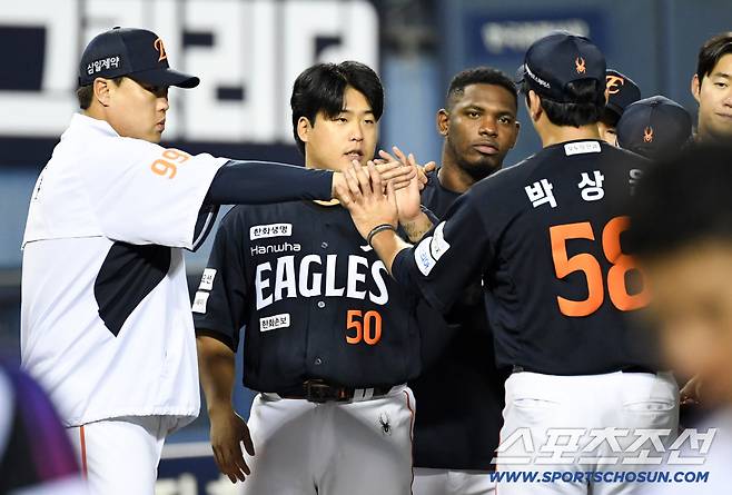 이제는 없어서는 안 될 한화 이글스 4번 타자 강백호.