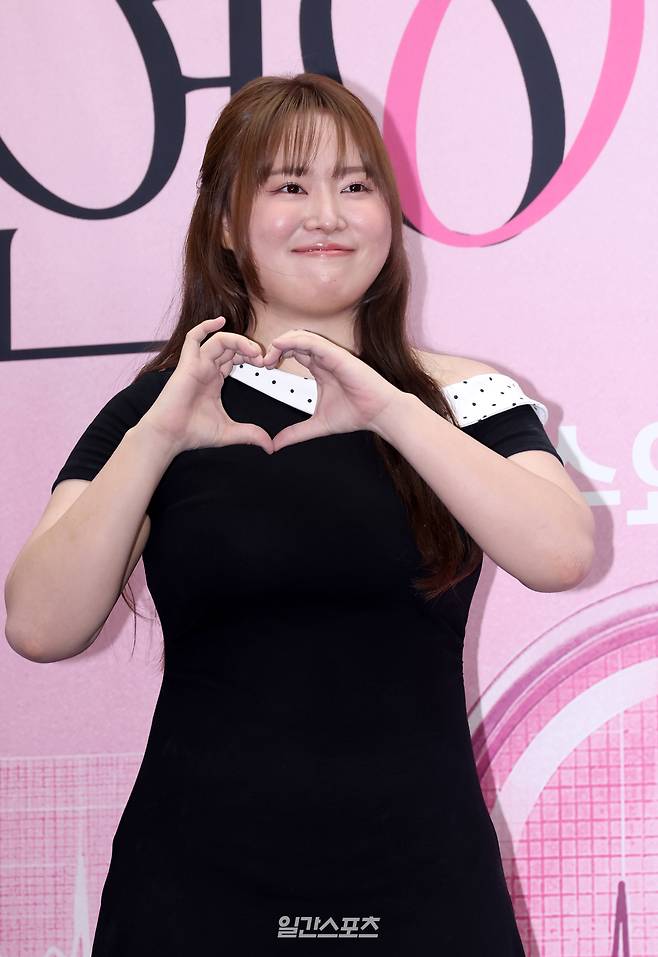 찰스엔터. 사진출처=IS포토