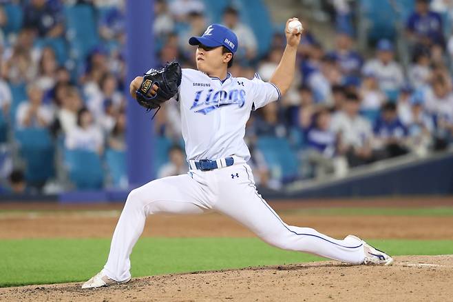 삼성 이승민이 17일 대구삼성라이온즈파크에서 열린 2026 KBO리그 정규시즌 키움전에서 힘차게 공을 던지고 있다. 사진 | 삼성 라이온즈