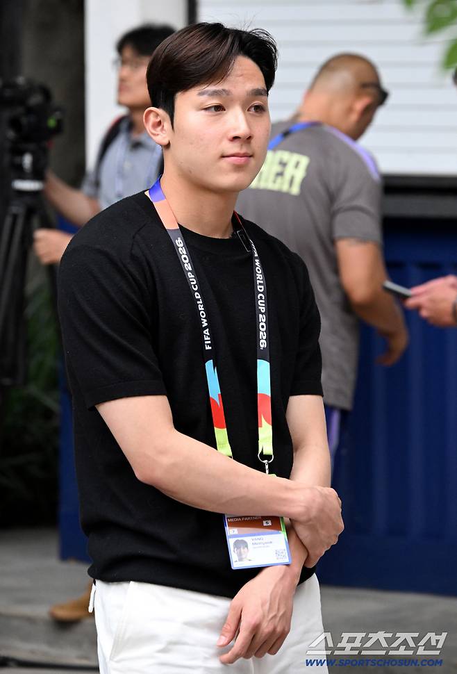 2026 북중미 월드컵 멕시코전을 하루 앞둔 대한민국 월드컵 대표팀이 18일(한국시각) 멕시코 과달라하라 인근 사포판 월드컵대표팀 베이스캠프 훈련장 치바스 베르데 바예에서 훈련을 가졌다. 훈련장을 찾은 양민혁의 모습. 사포판(멕시코)=허상욱 기자wook@sportschosun.com/2026.06.18/