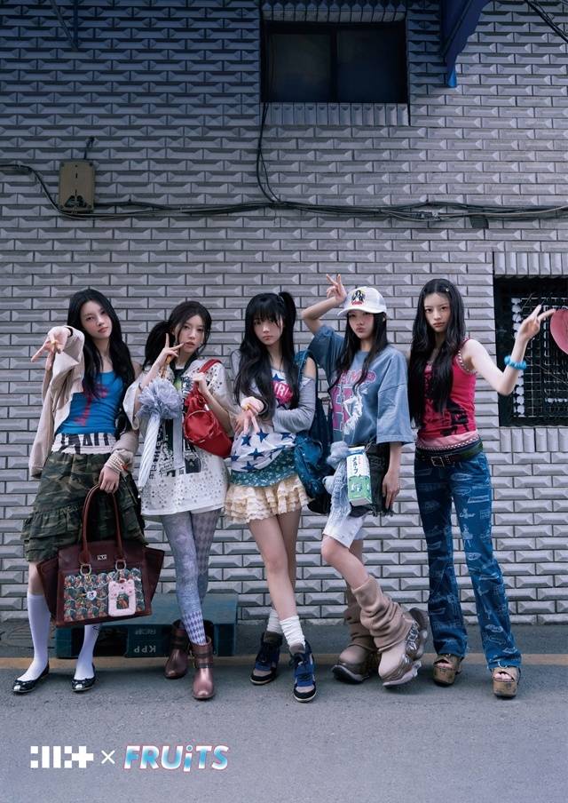 The group ILLIT has collaborated with the Japanese fashion magazine FRUiTS to release new concept photos and a film for their second Japanese single, I Got Your Back. This content sensuously captures everyday life in the city, utilizing Japanese vintage fashion from the 1990s and 2000s.ILLIT plans to pre-release the digital tracks of the new album on July 26 and release the physical album on the 29th. The album focuses on the inner growth of adolescent girls, and anticipation is high as a limited edition collaboration with the magazine will also be released.ILLIT is currently continuing its active promotions in Japan. Member Iroha has been selected as the host for Fuji TVs Mezamashi TV for the July season, and their high popularity is being proven by the fact that every show of their first solo tour, ILLIT LIVE PRESS START♥ in JAPAN, has sold out.