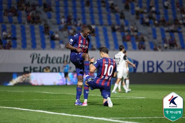 수원FC의 골 세리머니. /사진=한국프로축구연맹 제공