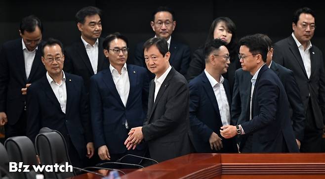 이찬진 금융감독원장이 13일 서울 영등포구 금융투자협회에서 열린 자산운용사 CEO 간담회에 참석하고 있다./사진=이명근 기자 qwe123@