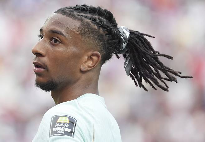 (260710) -- BOSTON, July 10, 2026 (Xinhua) -- Michael Olise of France reacts during the quarter final match between France and Morocco at the 2026 FIFA World Cup at Boston Stadium in Boston, the United States, July 9, 2026. (Xinhua/Lui Siu Wai)  <저작권자(c) 연합뉴스, 무단 전재-재배포, AI 학습 및 활용 금지>