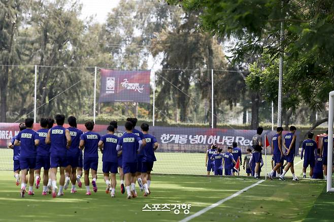 한국 축구대표팀이 20일(한국 시간) 멕시코 과달라하라에서 2026 북중미 월드컵 멕시코와의 조별리그를 마치고 회복 훈련을 진행하고 있다. 2026.06.20 과달라하라(멕시코) | 문재원 기자