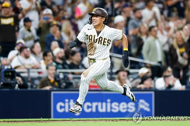 질주하는 송성문  [Mandatory Credit: David Frerker-Imagn Images=연합뉴스 자료사진]