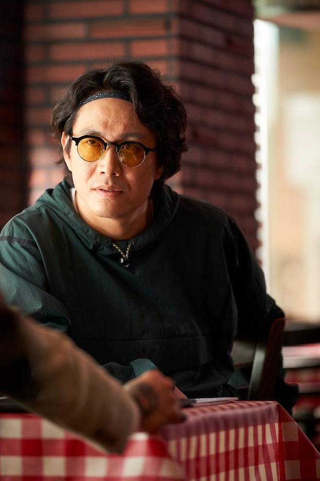 영화 '극한직업'을 제작한 김성환 어바웃잇 대표는 '남자사용설명서'를 보고 오정세를 테드 창으로 캐스팅했다. CJ ENM 제공