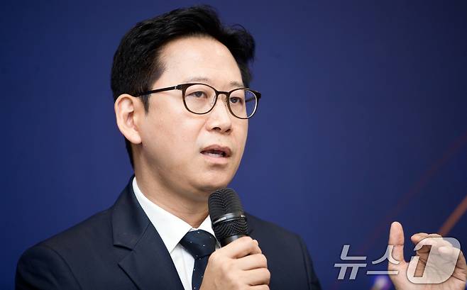 배경훈 부총리 겸 과학기술정보통신부 장관이 20일 오전 세종특별자치시 정부세종청사에서 열린 '과학기술정보통신부 기자간담회'에서 취임 1주년 소회를 밝히고 있다. (과학기술정보통신부 제공. 재판매 및 DB금지) 2026.7.20