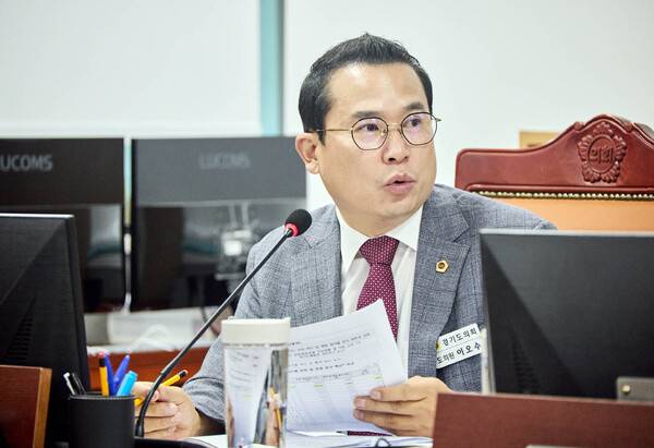 '최하위권' 경기도 생활체육 참여율, 왜 예산은 전국 평균 절반에 그쳤나...사진은 경기도의회 이오수 의원.