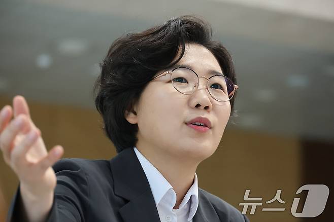 김보미 더불어민주당 당대표 후보가 23일 서울 여의도 국회 소통관에서 뉴스1과 인터뷰를 하고 있다. ⓒ 뉴스1 신웅수 기자