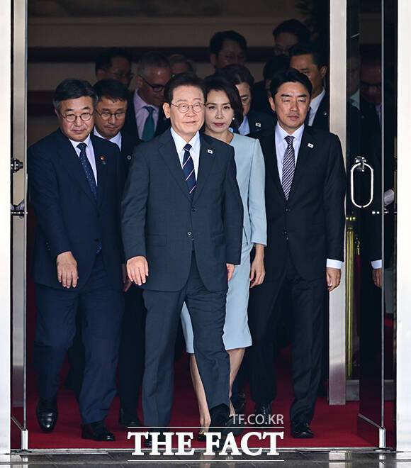 미국·남미 순방길에 오르는 이재명 대통령.