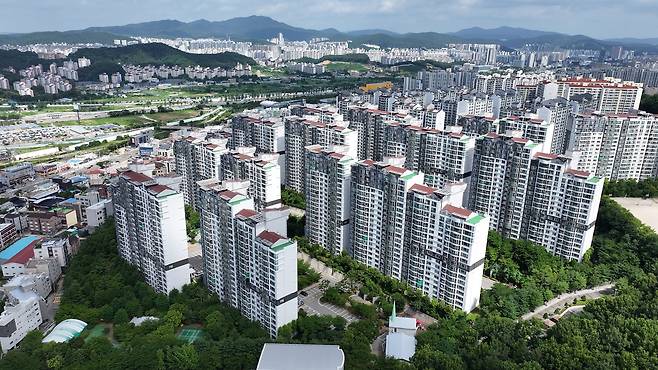 경기 용인시 기흥구 마북동 삼거마을삼성래미안1차 아파트 전경. 이건욱 PD