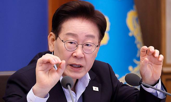 이재명 대통령이 지난 21일 청와대에서 열린 제31회 국무회의에서 발언하고 있다. 청와대사진기자단