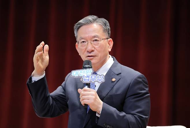 정성호 법무부 장관이 23일 경기 정부과천청사에서 열린 장관과의 토크콘서트에서 발언하고 있다. 2026.7.23 연합뉴스