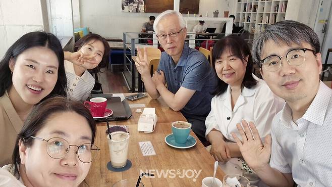 최정규 씨는 나들목교회가 "공부를 많이 시키는 교회"라고 했다. 사진 제공 최정규