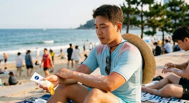 자외선 차단제 바르는 모습을 키워드로 생성AI가 만든 이미지. [제미나이]