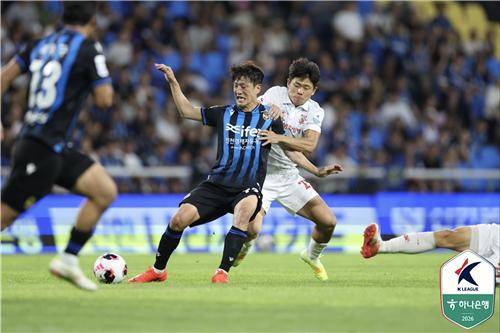 인천과 부천의 경기 장면 [한국프로축구연맹 제공. 재판매 및 DB 금지]