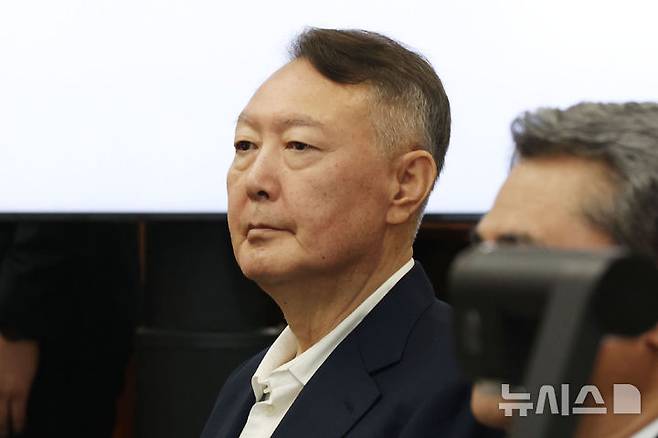[서울=뉴시스] 사진공동취재단 = 제20대 대통령 선거 과정에서 허위사실을 공표한 혐의로 기소된 윤석열 전 대통령이 1심에서 징역형의 집행유예를 선고받았다. 이 형이 확정되면 국민의힘은 당시 보전받은 선거비용을 반환해야 한다. (사진=뉴시스DB) 2026.07.27. photo@newsis.com