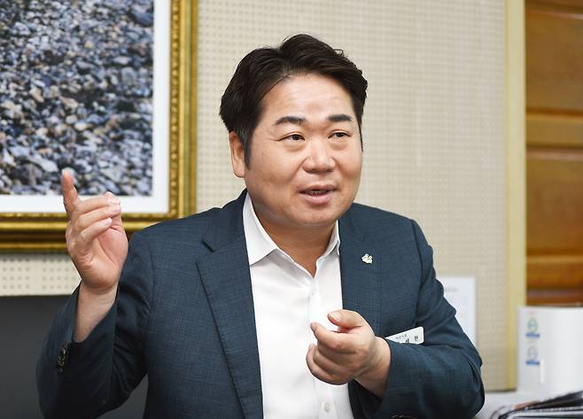 오세현 아산시장은 “행정은 인허가 기관이 아니라 시민과 기업의 문제를 먼저 해결하는 지원 조직이어야 한다”고 강조했다.