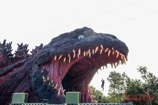 니지겐노모리 고질라 요격작전, GODZILLA 피규어 증정 프리미엄 티켓 출시