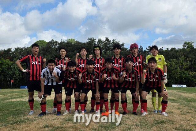 해치서울FC 선수단으로 구성된 FC서울이 29일 라이스대학교에서 열린 'Genuine Cup Houston 2026' 대회 1일차 경기에서 헝가리와 가나를 모두 제압하며 2연승을 질주했다./휴스턴(미국)=노찬혁 기자