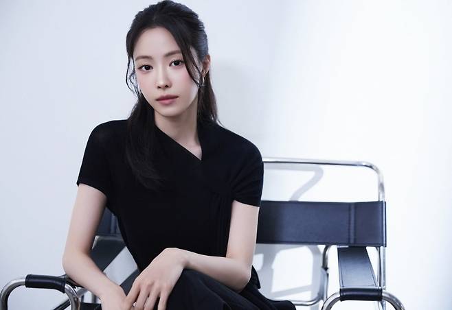 손나은이 소지섭에게 받은 금을 언급했다./사진제공=제이와이드컴퍼니