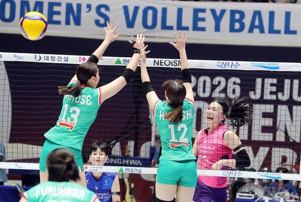 강타를 날리는 표승주. ⓒKBSN SPORTS