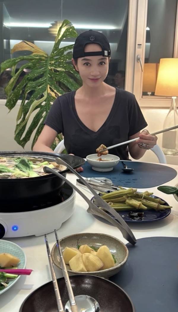 사진=김혜수 SNS