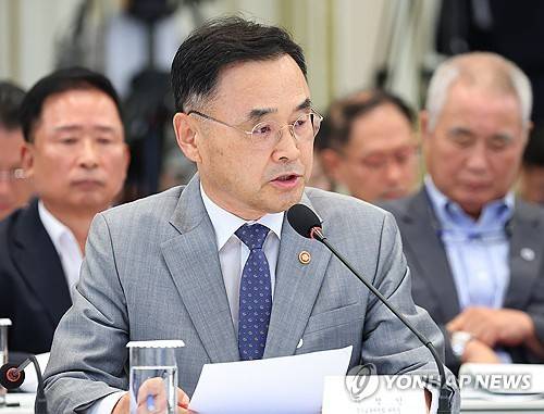 업무 보고하는 차정인 국가교육위원장 [연합뉴스]