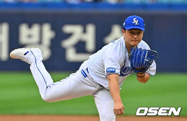 [OSEN=대구, 이석우 기자] 28일 대구삼성라이온즈파크에서 2026 신한 SOL KBO 리그 삼성 라이온즈와 KIA 타이거즈의 경기가 열렸다. 홈팀 삼성은 최원태가, 방문팀 KIA는 올러가 선발 출전했다. 삼성 라이온즈 선발 투수 최원태가 역투하고 있다. 2026.07.28 / foto0307@osen.co.kr